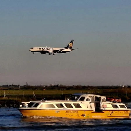 Fly To Airport View Locazione Turistica * Venezia