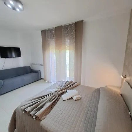 Fly To Airport View Locazione Turistica 3*