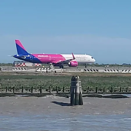 بيت ضيافة Fly To Airport View Locazione Turistica *