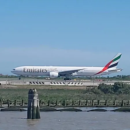 بيت ضيافة Fly To Airport View Locazione Turistica *